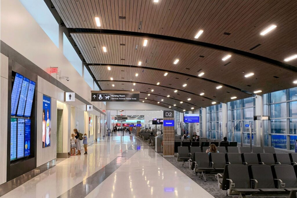 BNA Concourse + Terminal WIngs - Fentress Architects