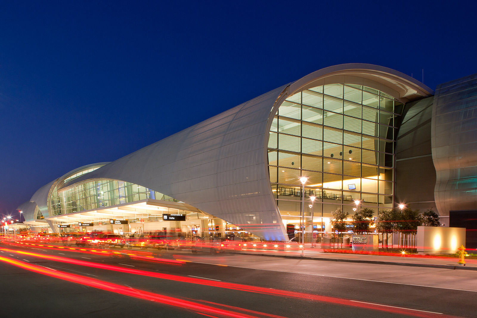 Mineta San Jose International Airport at night