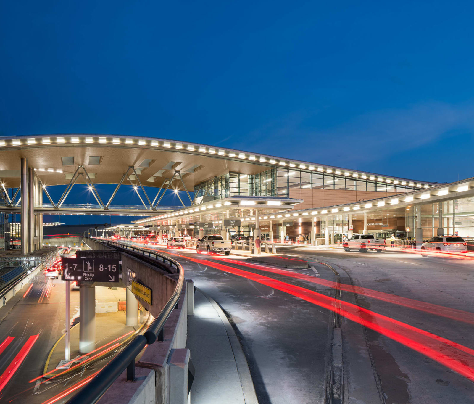 New International Arrivals Facility & Terminal Lobby Open at Nashville International Airport